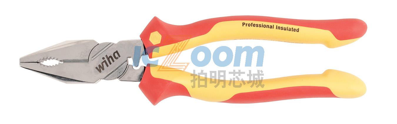 32821