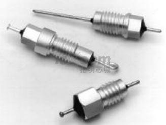 M15733/61-0008
