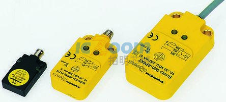 BI15U-Q20-AP6X2